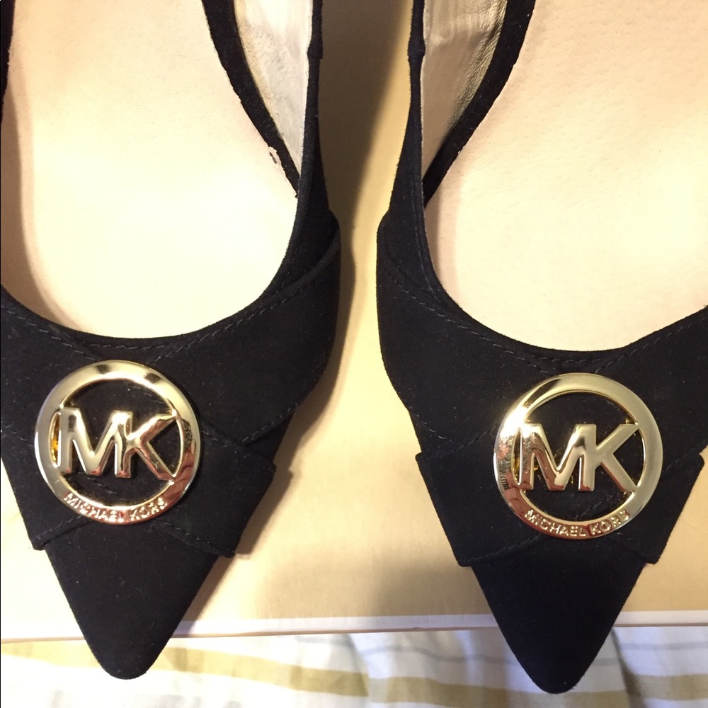 MK Black Heels - Picture 7 of 7
